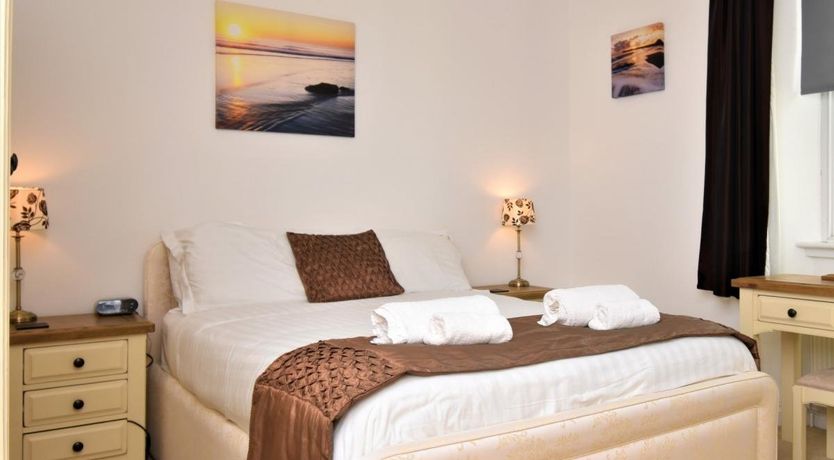 Photo of 1 Bed in Ilfracombe