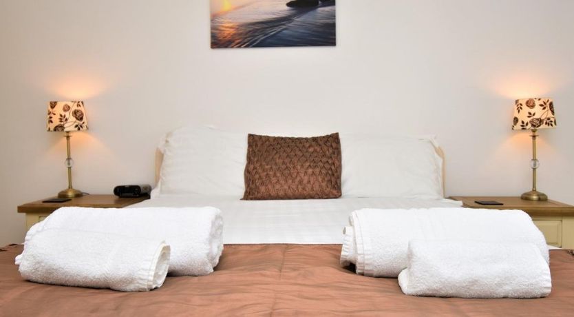 Photo of 1 Bed in Ilfracombe