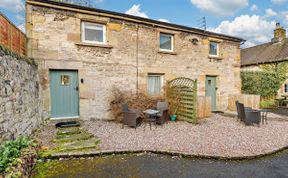 Photo of Cottage in Derbyshire