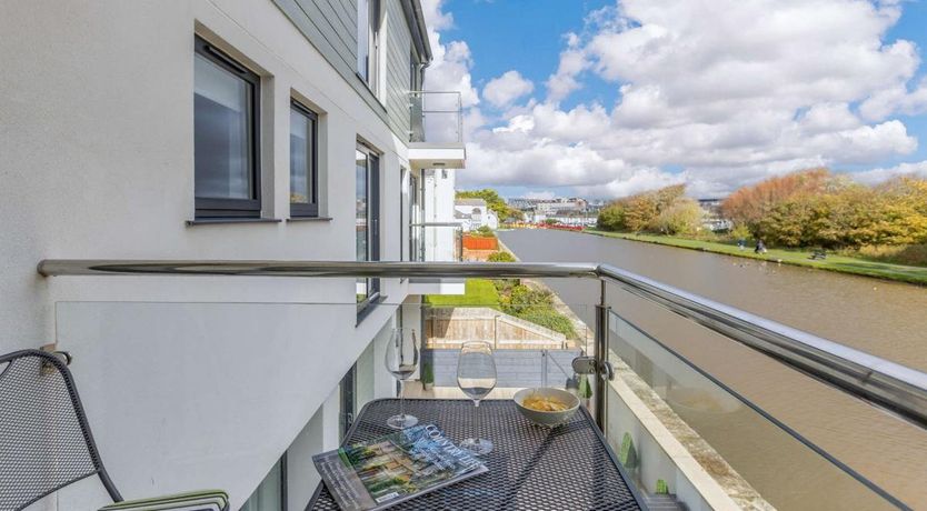 Photo of 2 Bed in Bude