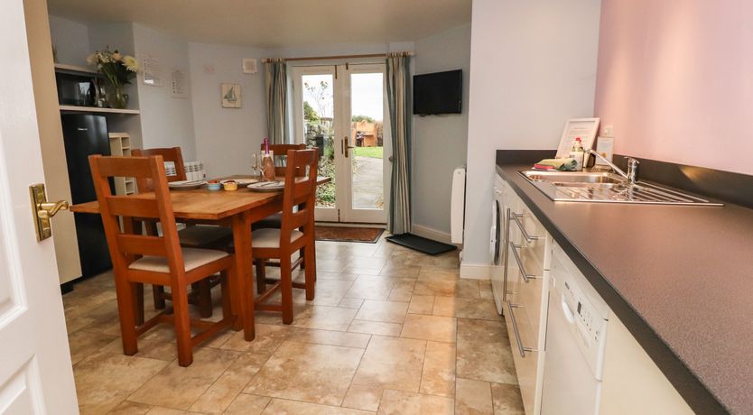 Photo of Inglewood Court