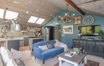 The Owl's Shack Holiday Cottage