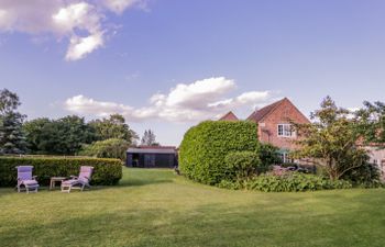 Little Pontus Holiday Cottage