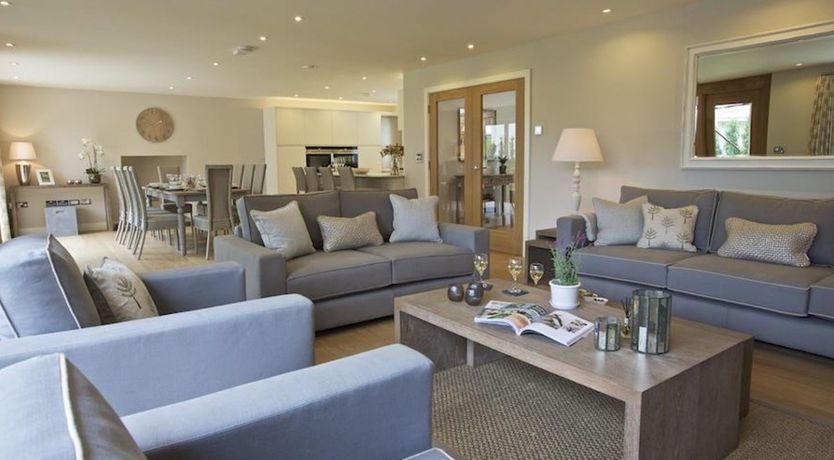 Photo of 3 The Drive, Hillfield Village