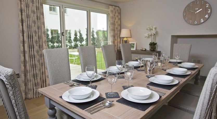 Photo of 3 The Drive, Hillfield Village