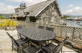 The Sail Loft Apartment