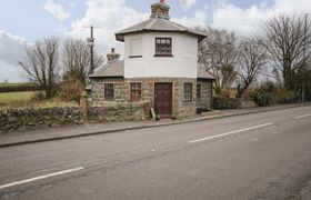 Old Tollgate Holiday Cottage