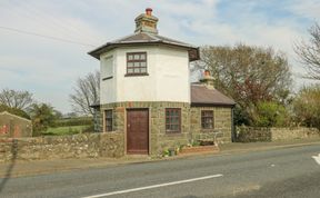 Photo of Old Tollgate