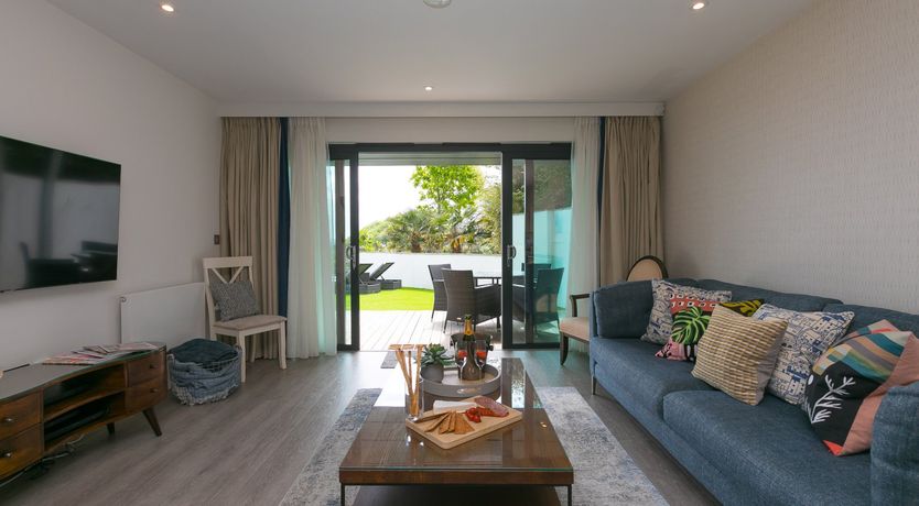 Photo of Peninsula Apartment 2