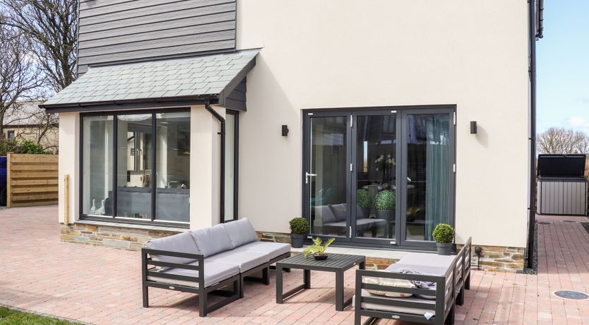 Photo of Amal Anpras