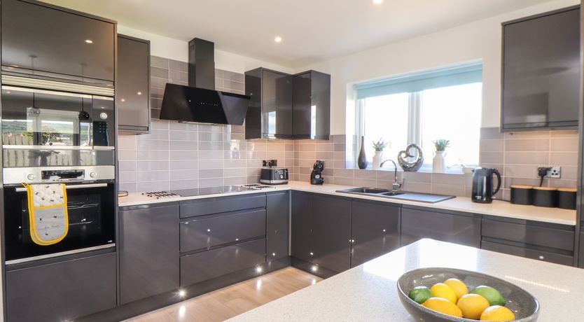 Photo of Amal Anpras