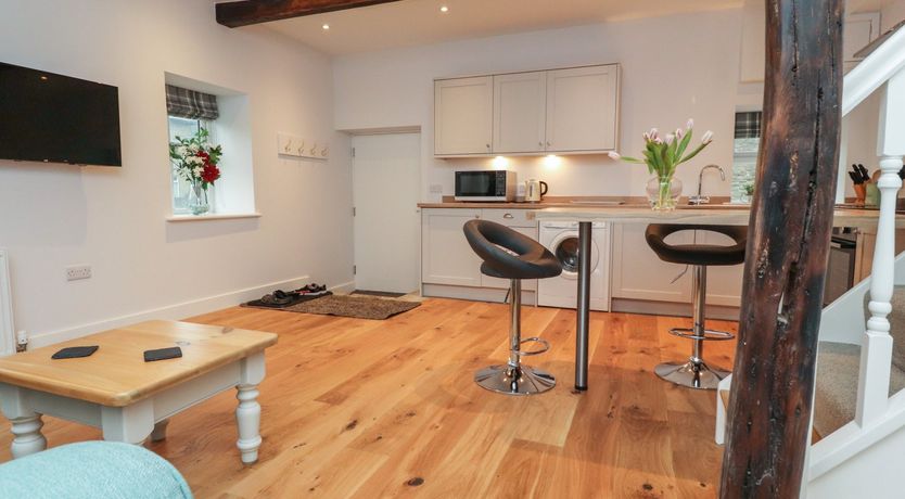 Photo of 3 Hull House Cottage