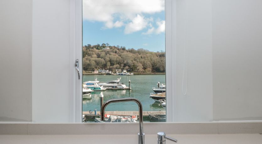 Photo of 15 Dart Marina