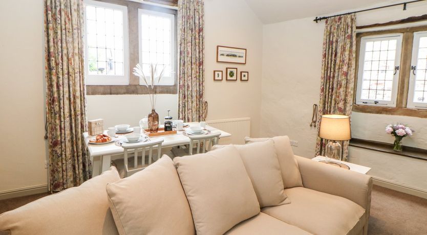 Photo of Robin's Nest