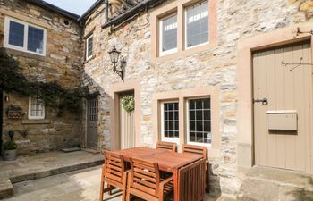 Robin's Nest Holiday Cottage