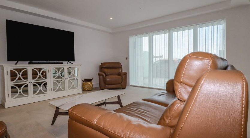 Photo of 13 Cliff Edge