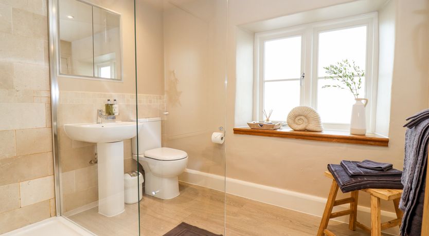 Photo of 4 Lower Folley