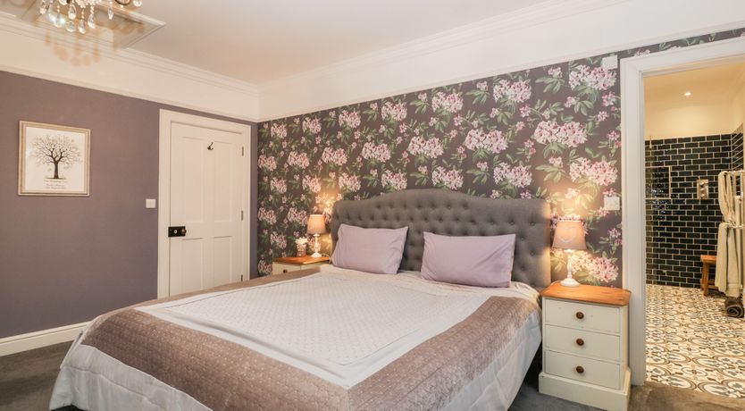 Photo of Vallis Oak Villa