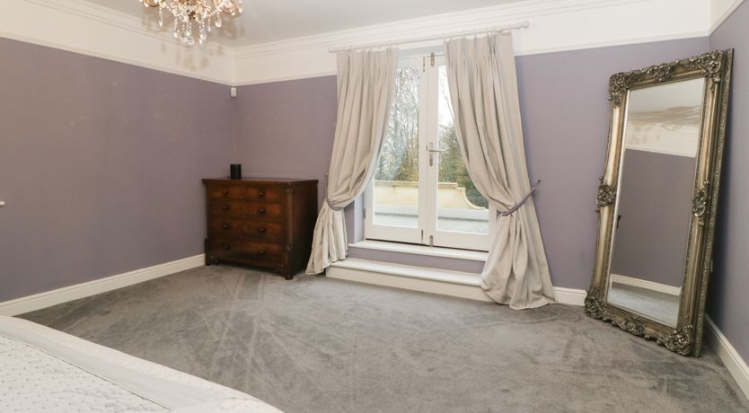 Photo of Vallis Oak Villa