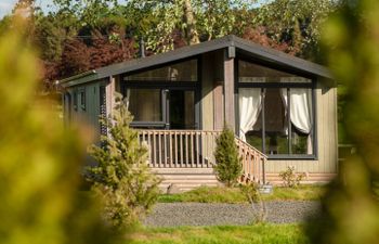 Lodge 2 - Kinnoull Holiday Cottage