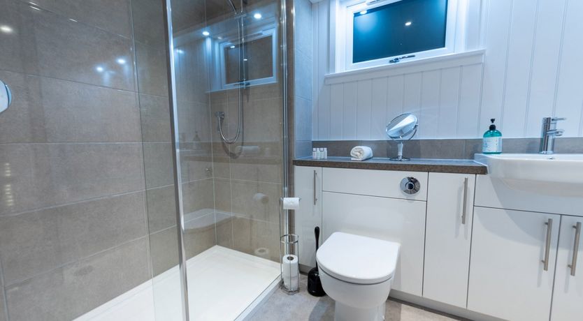 Photo of Lodge 3 - Rait