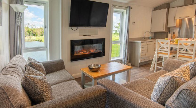 Photo of Lodge 12 - Hideaway 1