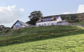 Photo of Tyn Llwyn Barn