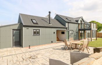 Glowty Brynbedw Holiday Cottage