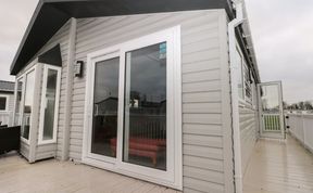 Photo of Lodge at Chichester Lakeside (3 Bed)