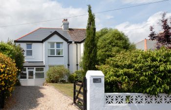 Celadon Holiday Cottage