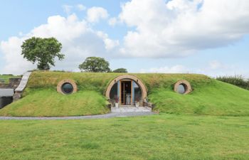 Tan Y Wawr - Derwen Holiday Cottage