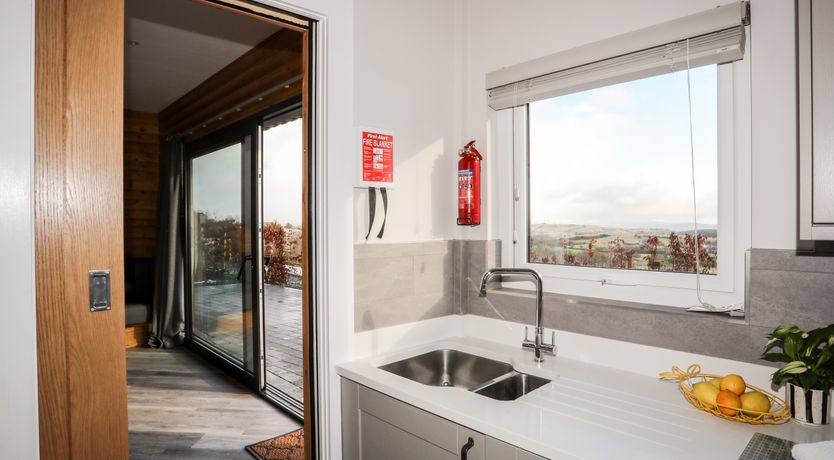 Photo of Hilltop Lodge