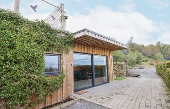 Hilltop Lodge Holiday Cottage