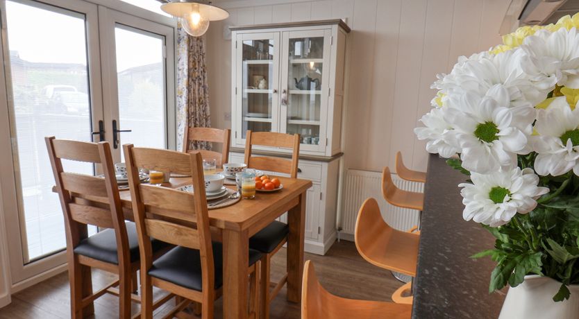 Photo of Hideaway Lodge