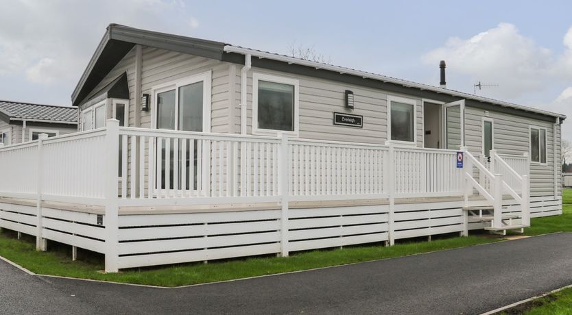 Photo of Lodge at Chichester Lakeside (2 Bed)