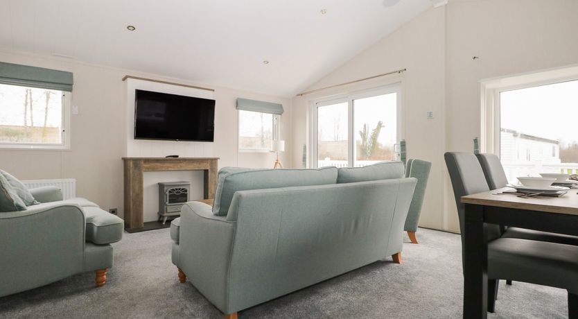 Photo of Lodge at Chichester Lakeside (2 Bed)