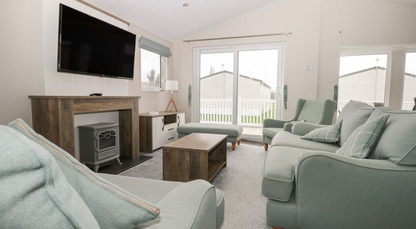 Photo of Lodge at Chichester Lakeside (2 Bed)