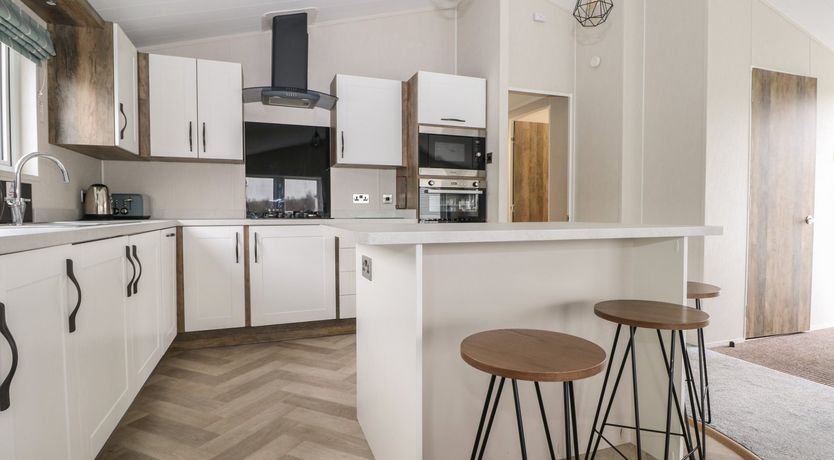 Photo of Lodge at Chichester Lakeside (2 Bed)