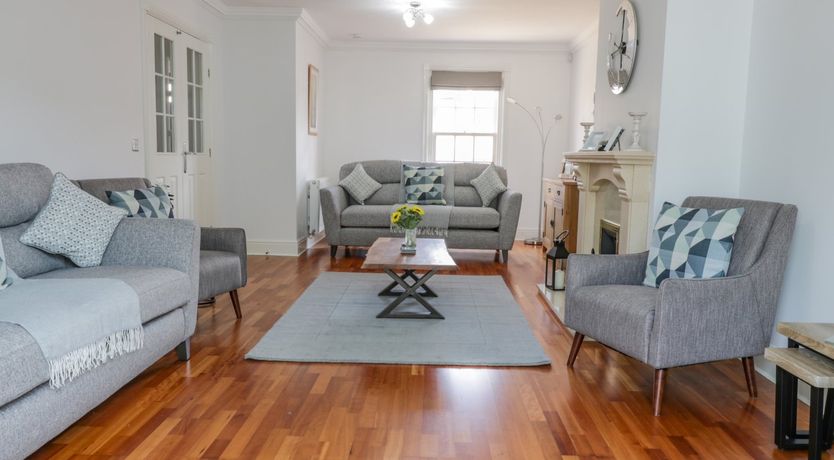 Photo of 40 Bowmont Court