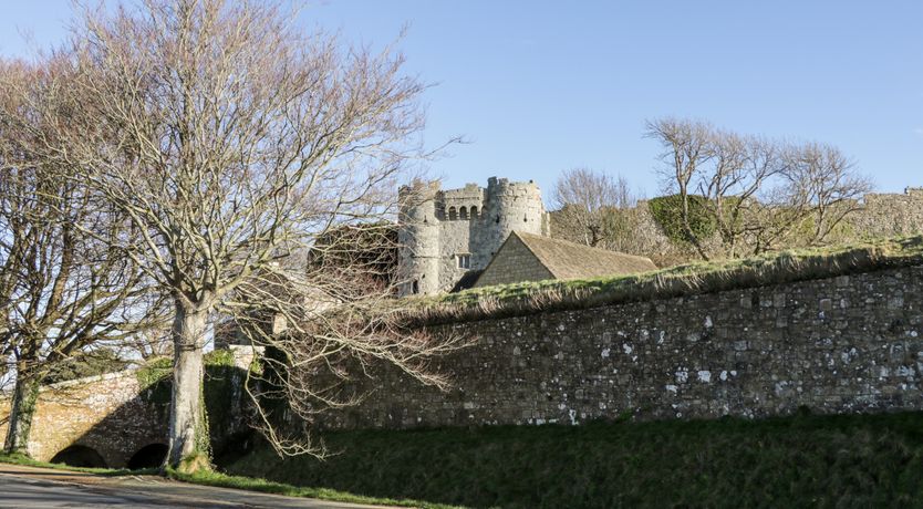 Photo of 19 Clatterford Shute