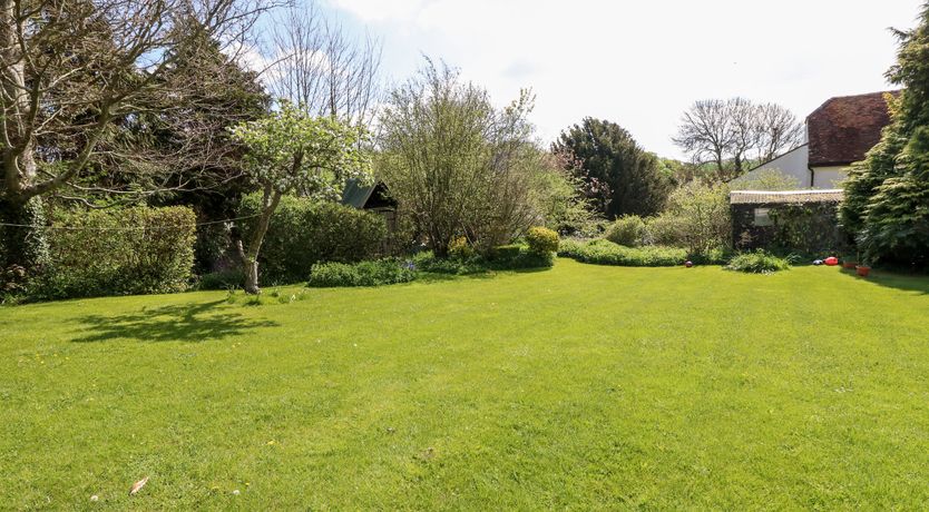 Photo of 19 Clatterford Shute