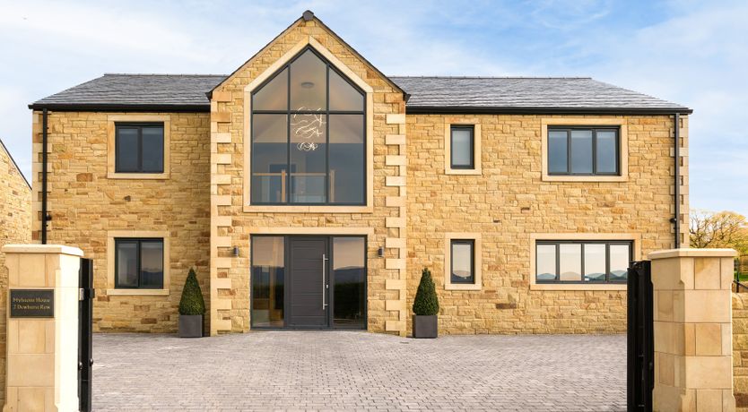 Photo of Mylstone House