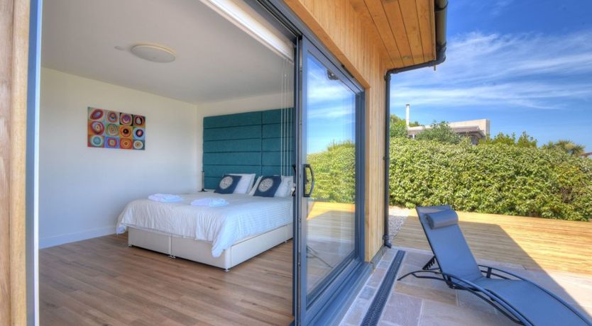 Photo of Harbour Heights Cottage