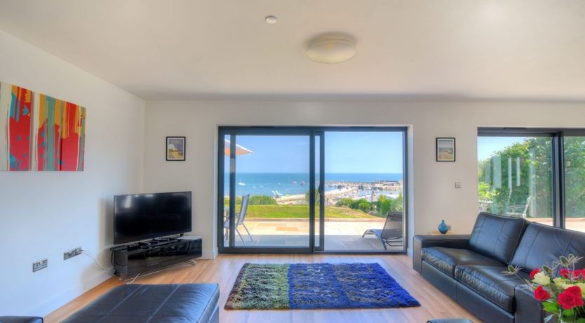 Photo of Harbour Heights Cottage