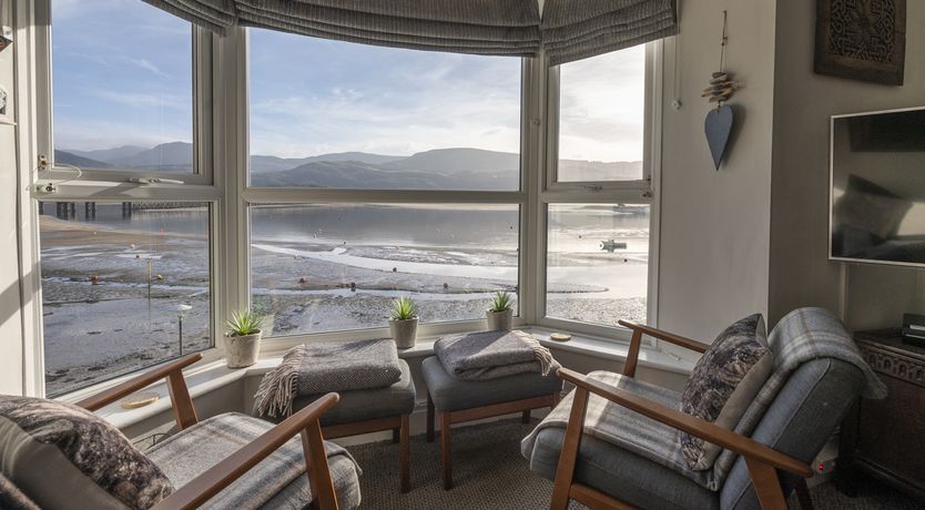 Photo of Harbour View - Flat 2 - Tudor House