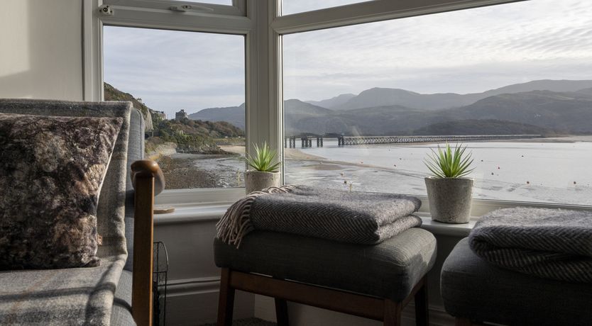 Photo of Harbour View - Flat 2 - Tudor House