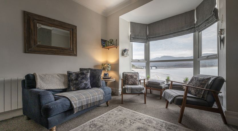 Photo of Harbour View - Flat 2 - Tudor House