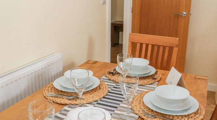 Photo of Sawtons Cottage 1