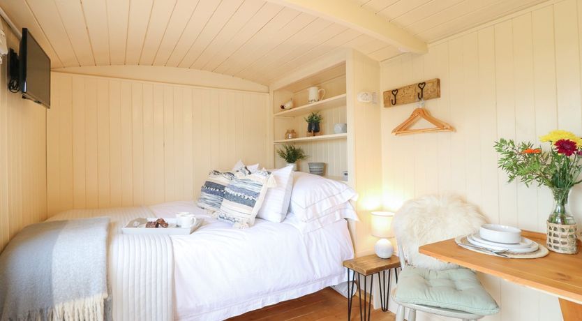 Photo of High Grounds Shepherd's Hut