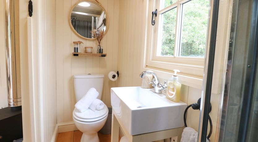 Photo of High Grounds Shepherd's Hut